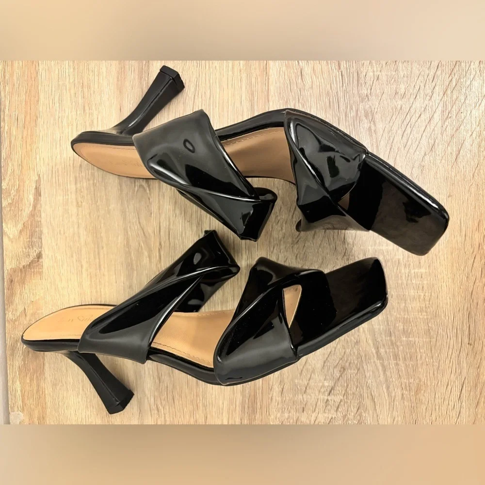 Lov mark Chic Black Women's Heels Size 8.5